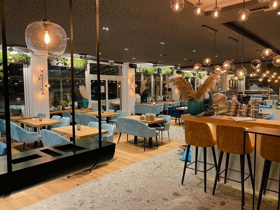 Frida-am-see-e1645708259744