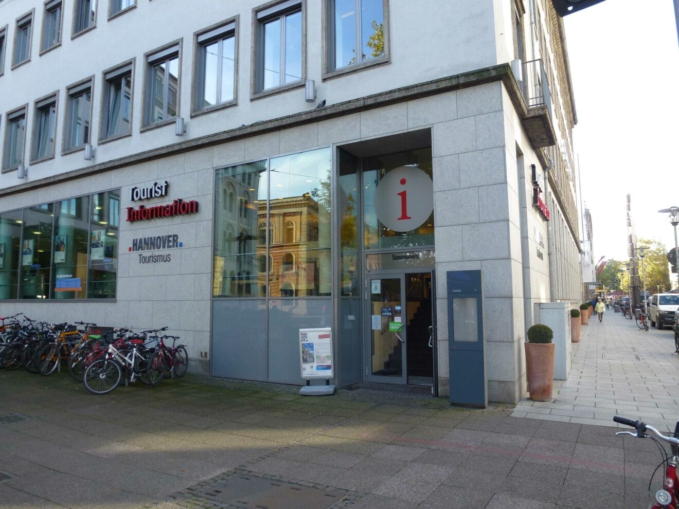 Tourist-Information-e1640207836287