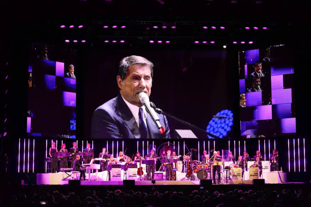 DaCapoUdoJuergens-SHOW11_Credit_MarcVorwerk-scaled-1000x0-c-default-1